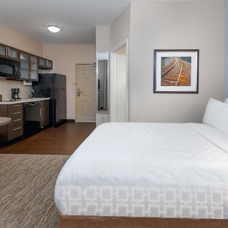 Candlewood Suites Athens By Ihg Exterior photo