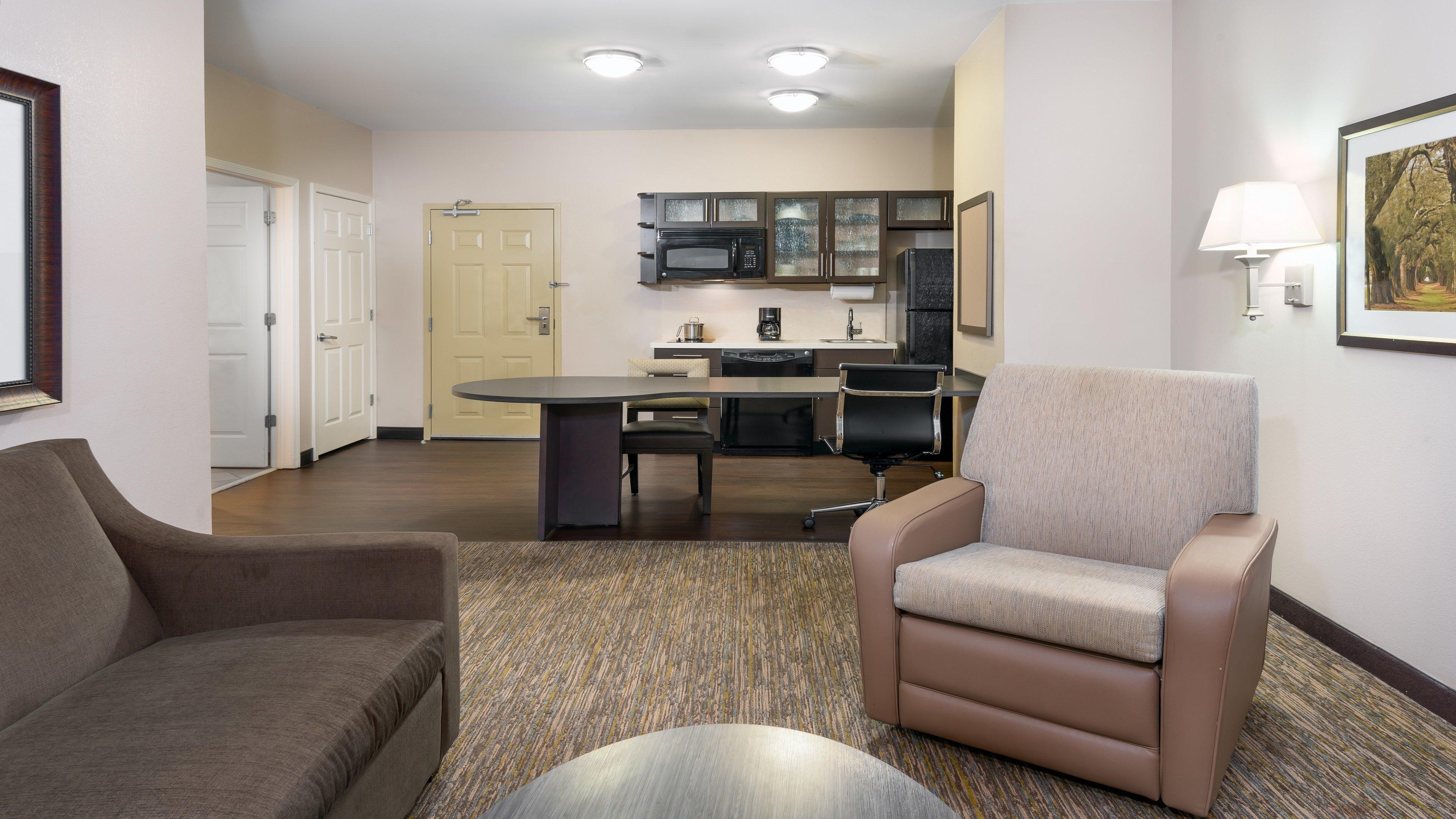 Candlewood Suites Athens By Ihg Exterior photo