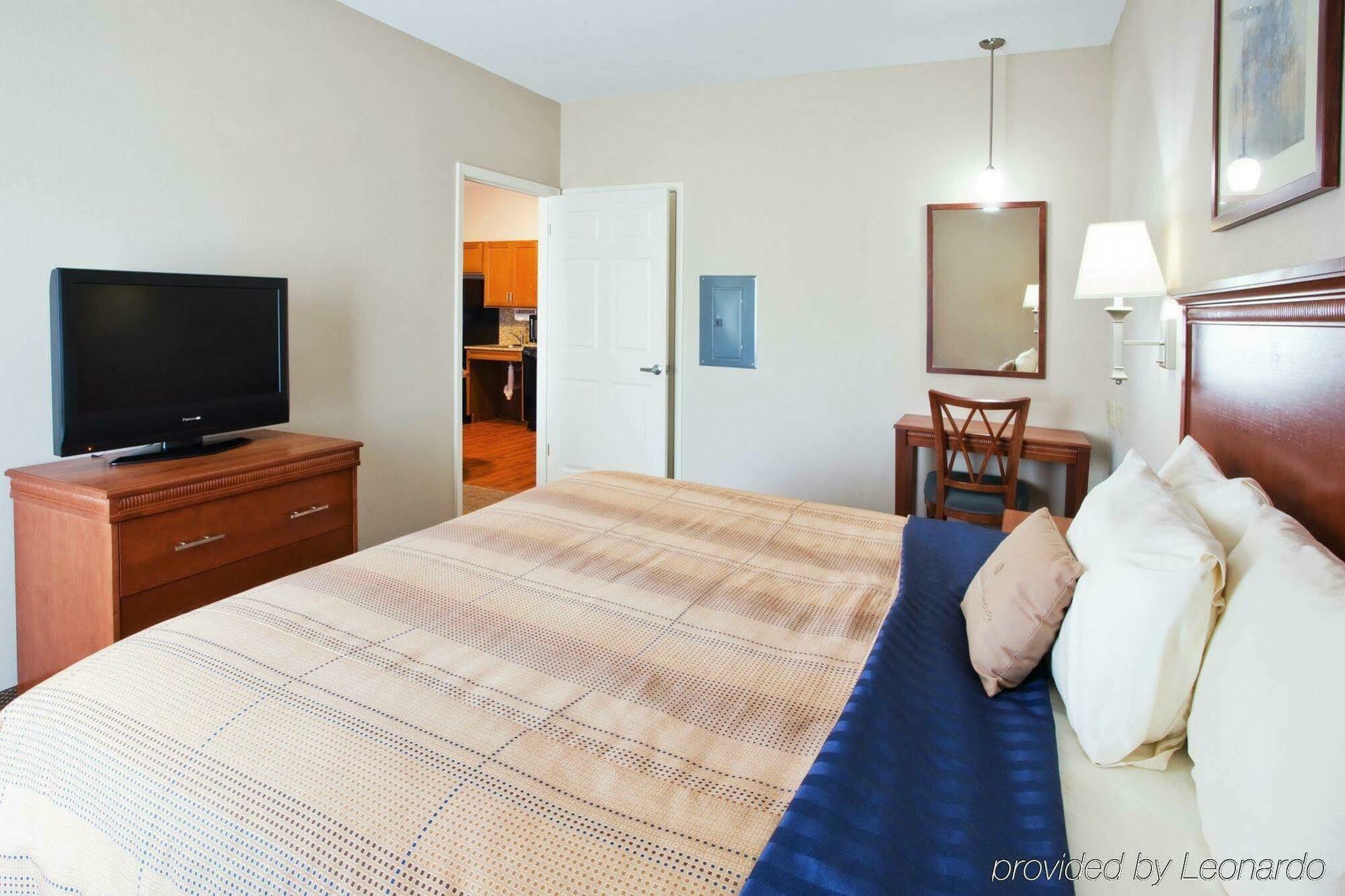 Candlewood Suites Athens By Ihg Room photo