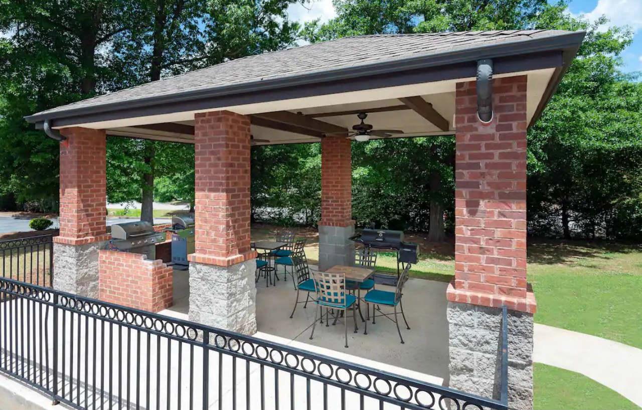 Candlewood Suites Athens By Ihg Exterior photo